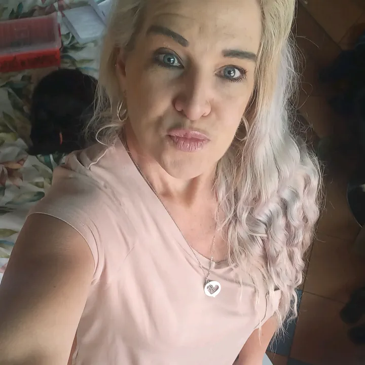 @ellie.vlok