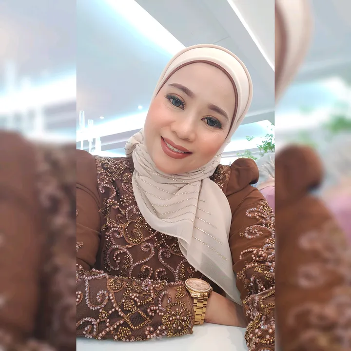 ayangislina