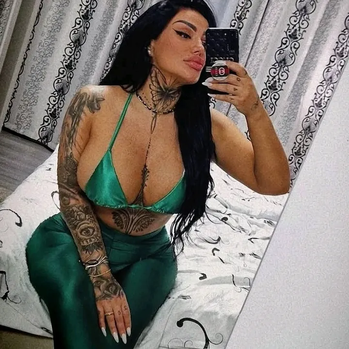 @denisaroxanae