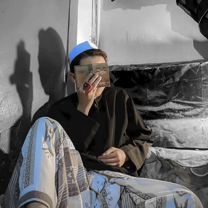 umaralyvideoghraper