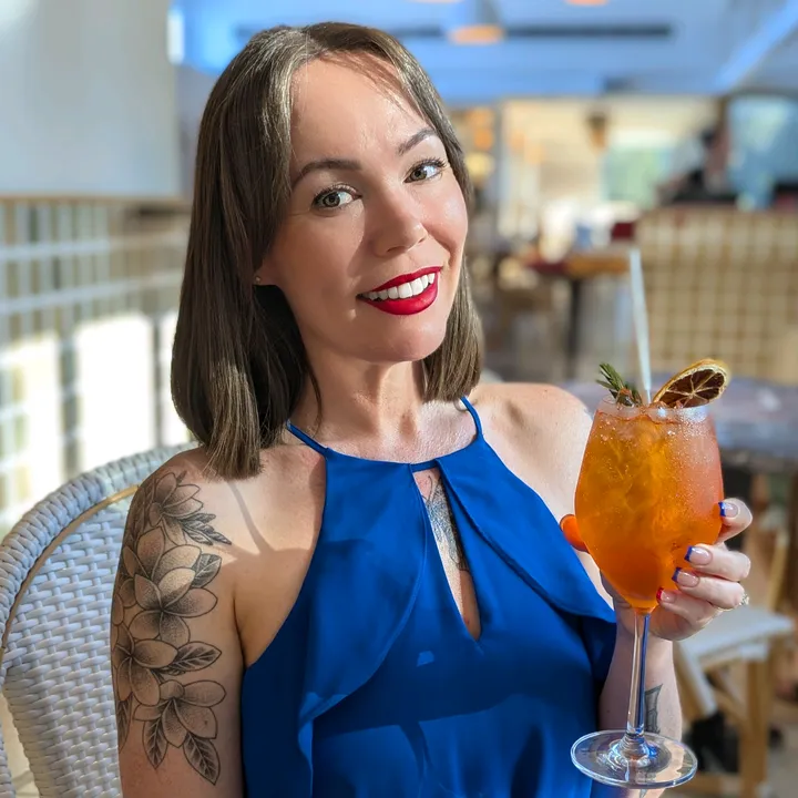 briony.tik