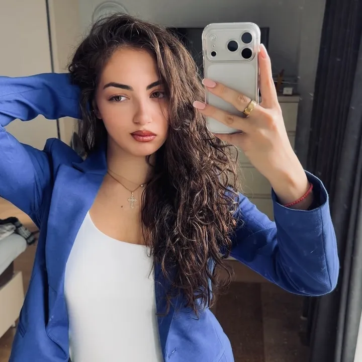 @niiaatopuria