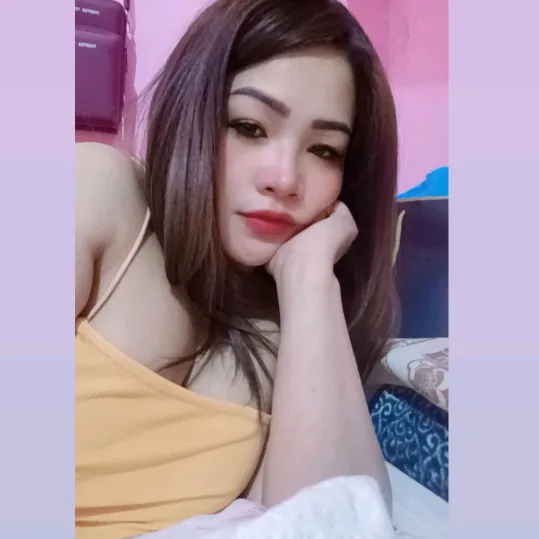 ash_ellae
