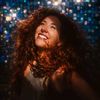 a.girl.and.her.curls_