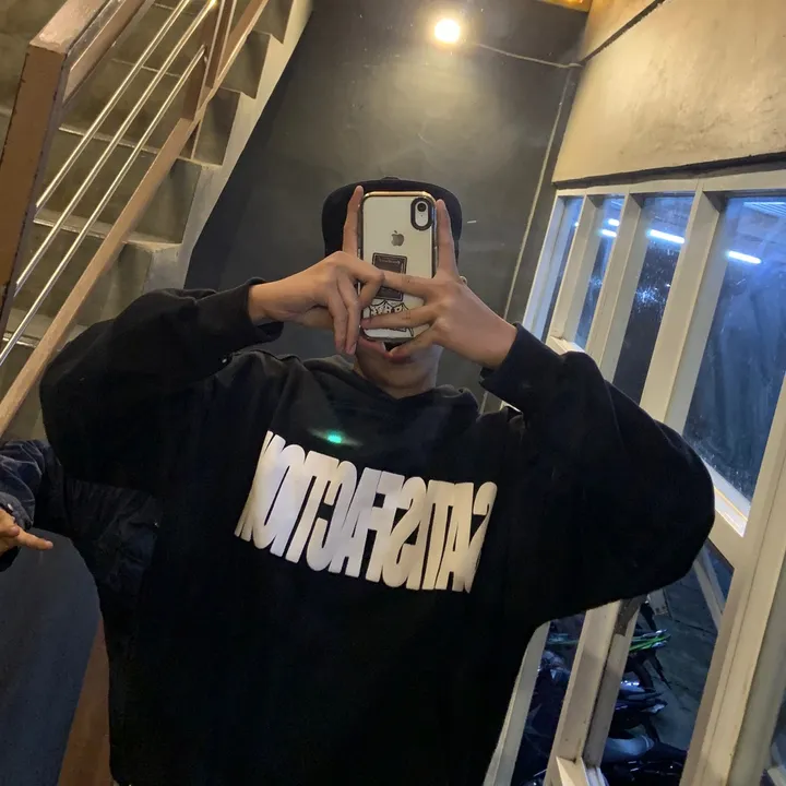 @andraxylz