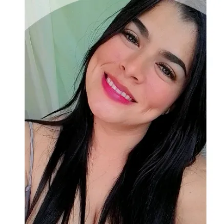 @ashlydiana