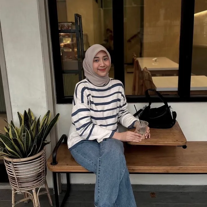 @anzaannisa