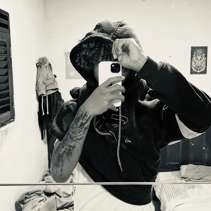 @ianyourii