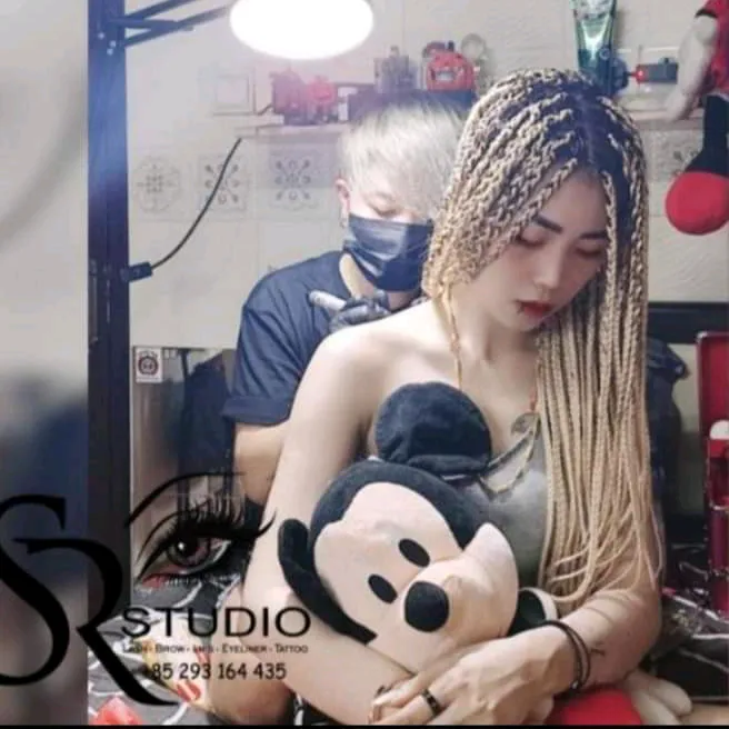 tiy0nicslanky83