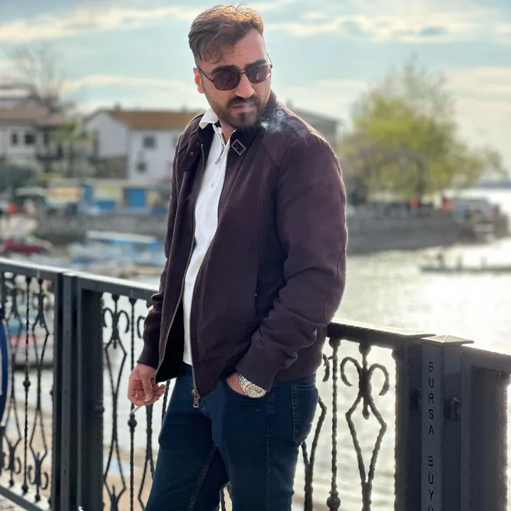 @vefakomsuoglu