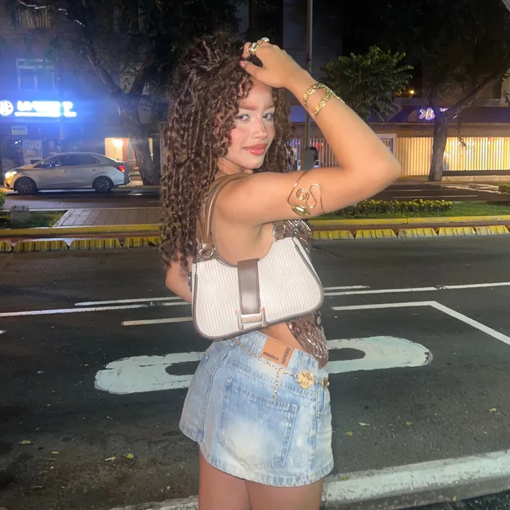 astridvalentinaa0