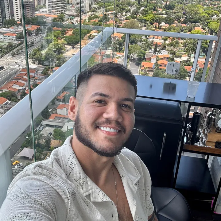 @felipemuuniz