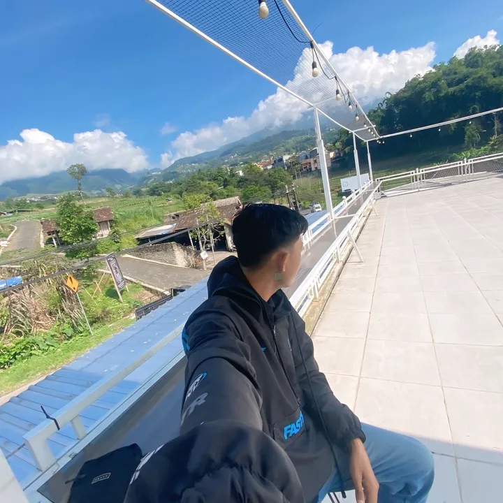 @dedykncl