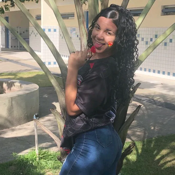 @moreninha9759