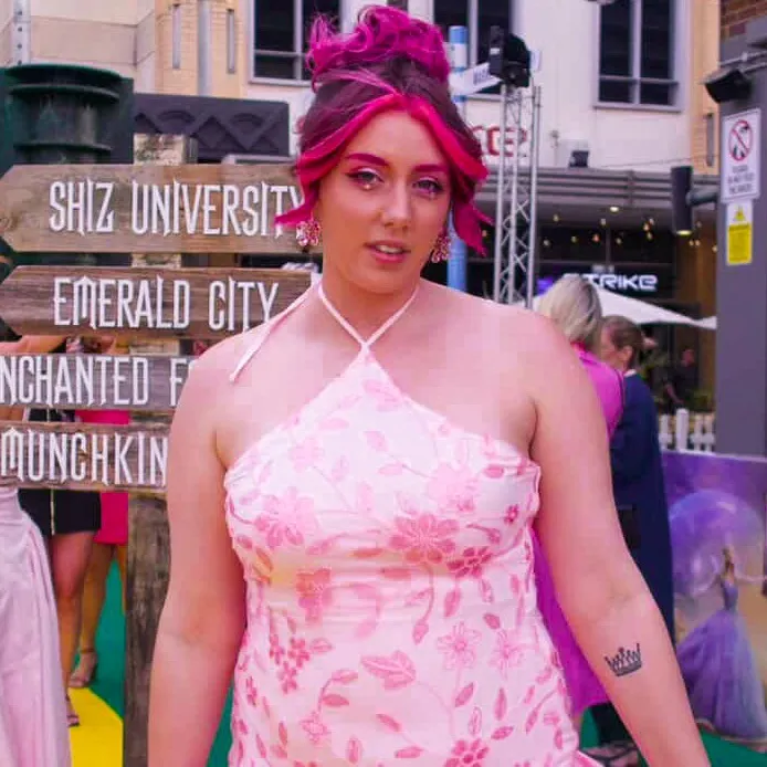 @jennawiththepink