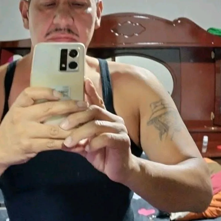 @bennydolores35