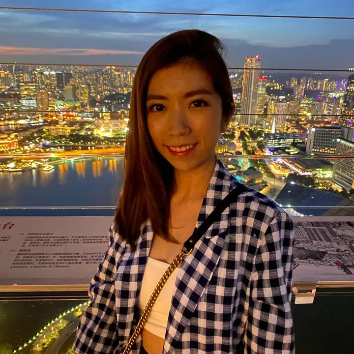 @lynettehwang