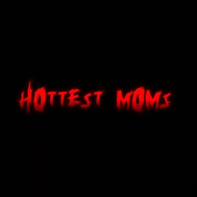 @hottestmoms