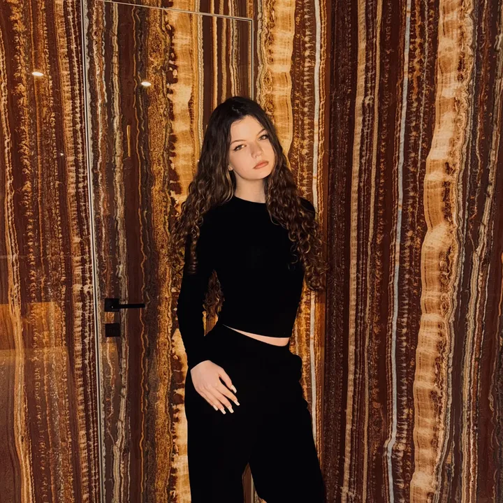 @kk.qtex