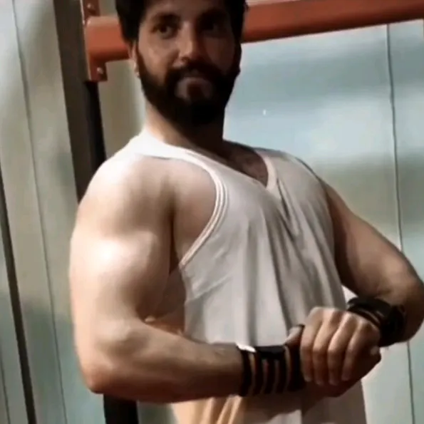 @googlykhan