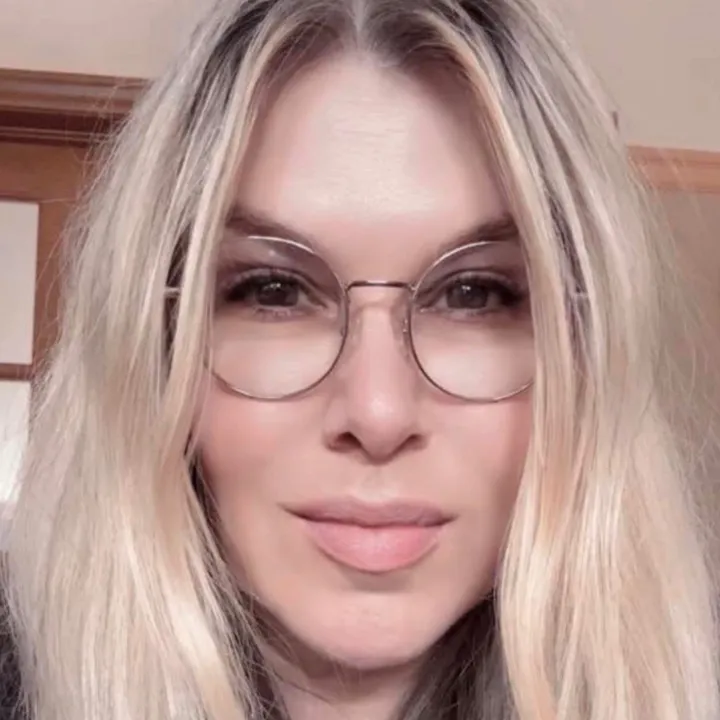 evelineofficiel