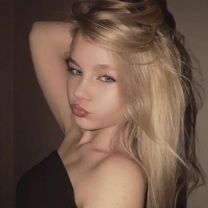 @blondinkaaaa7