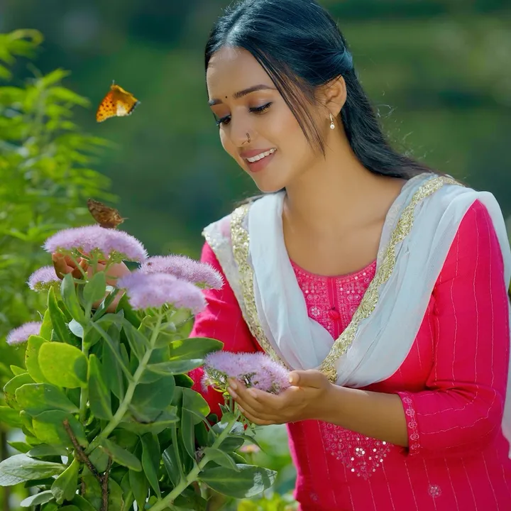 @aayushmakarkiofficial1
