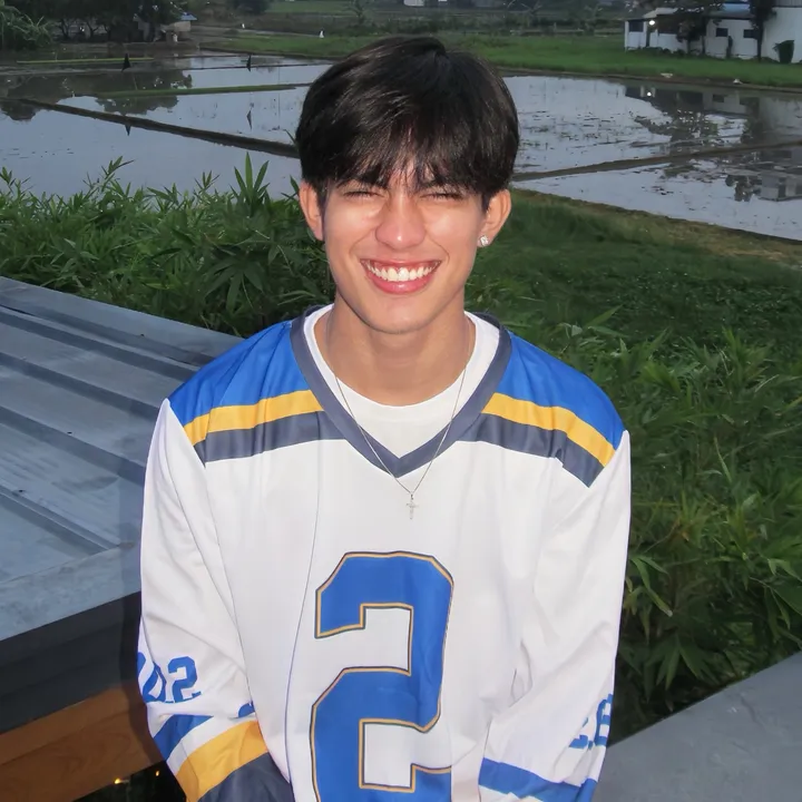 @kennethselario