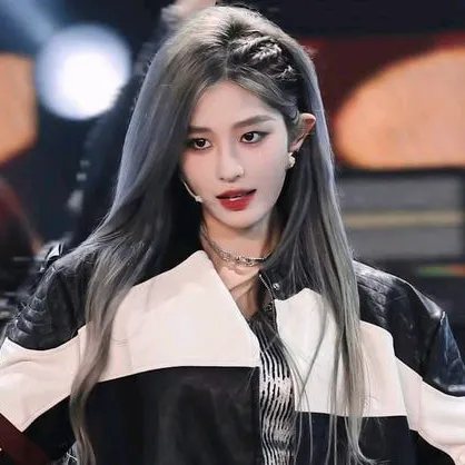 its.queen.girl42