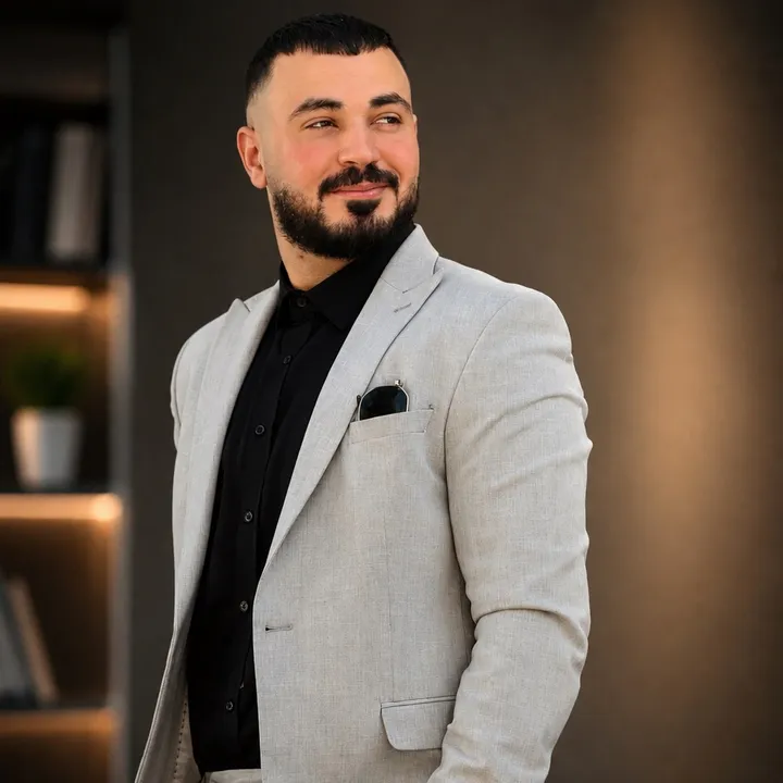 @ii.adam.m