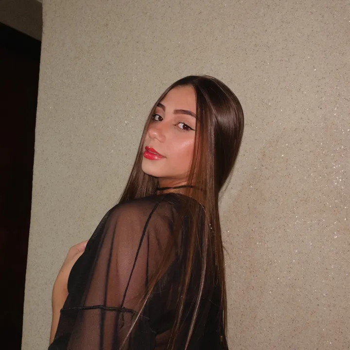 @aliciareiis__