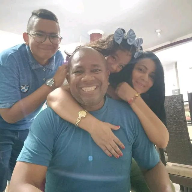 diaelidecastro