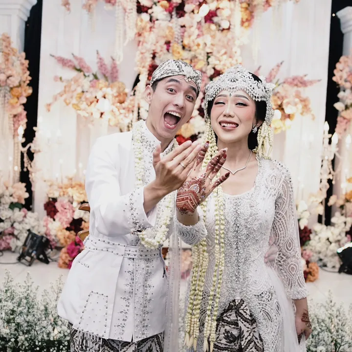 @aesthrella
