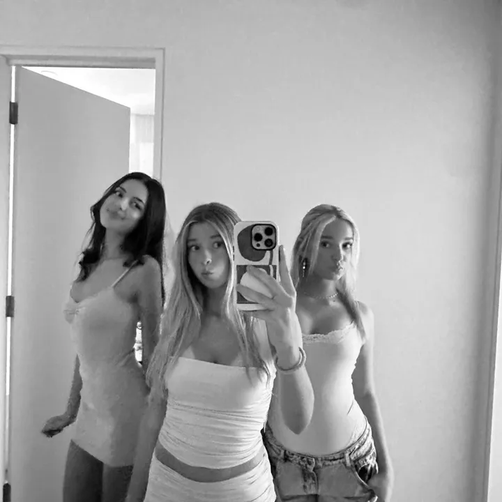 @maddymoorepriv2