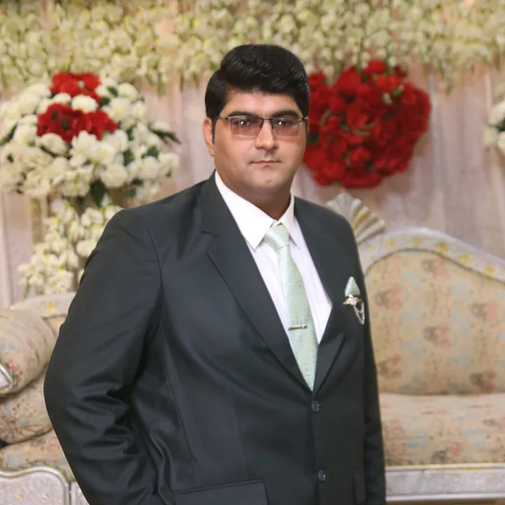@mughal_leo91