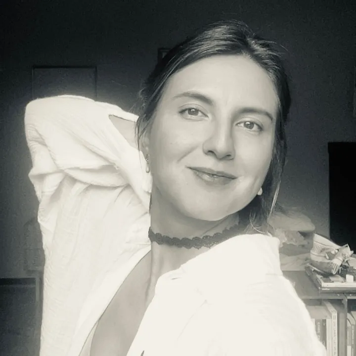 @yvonnedoula