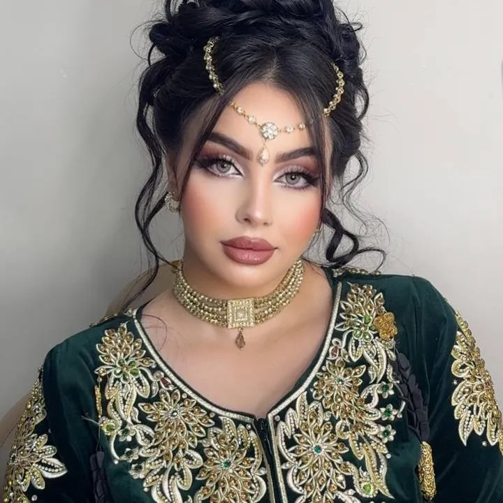 @lydiachaouch0227