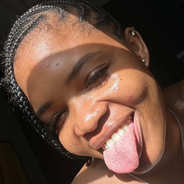@stlyedbyizza