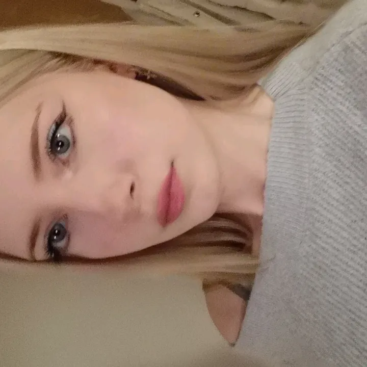 anita_luna004