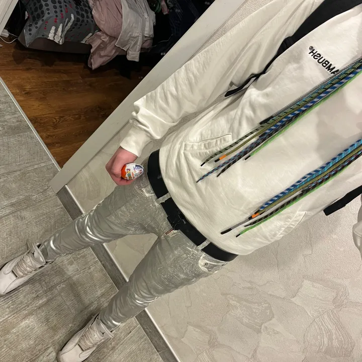 @rckt1lv