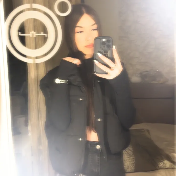 @melnikova__