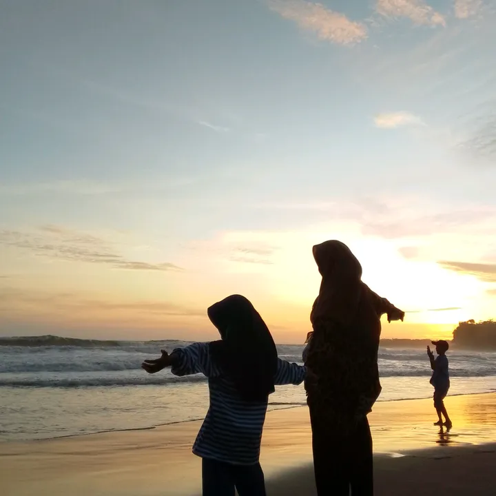 @hatihati1990
