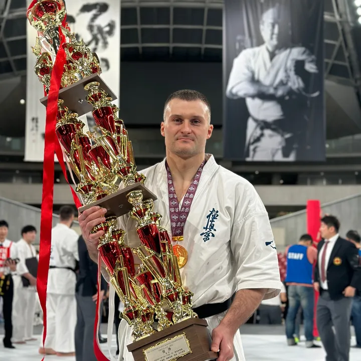 @aleksandr_eremenko