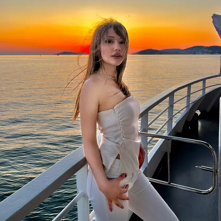 @elifyiss