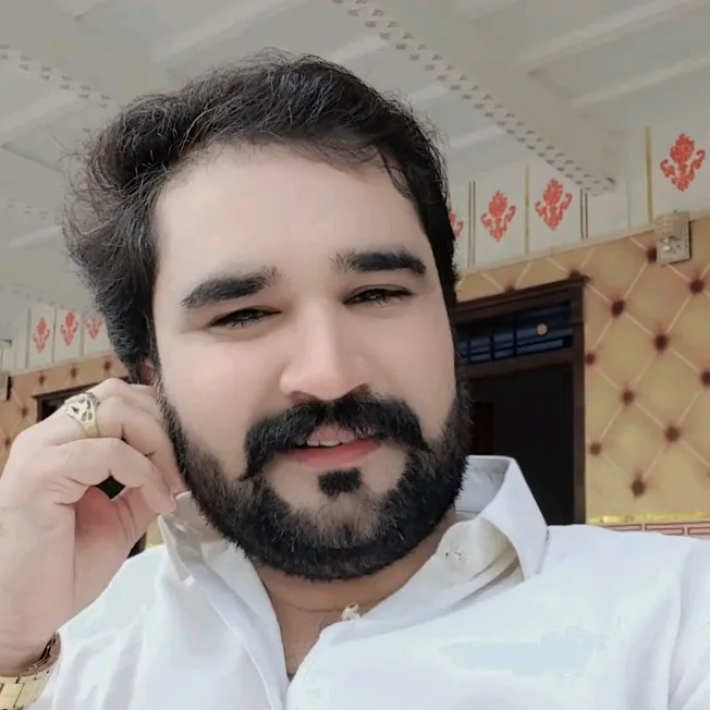 zeeshanabbasi06