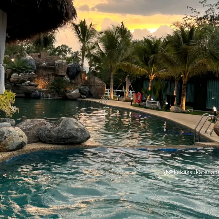 @lee.garden.resort