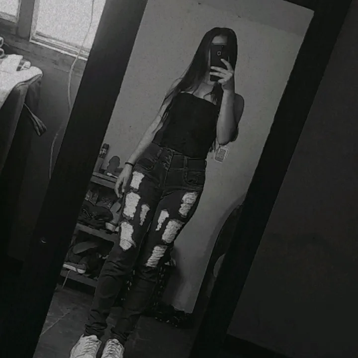 carla.yuliana.mon