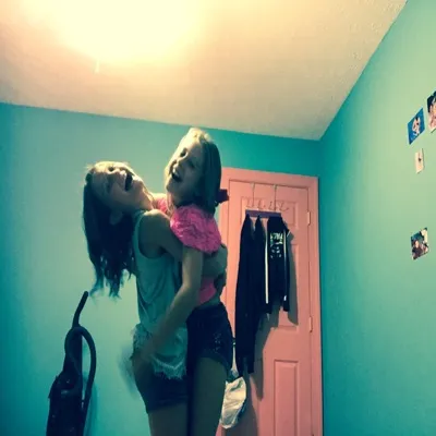 julia_cheer