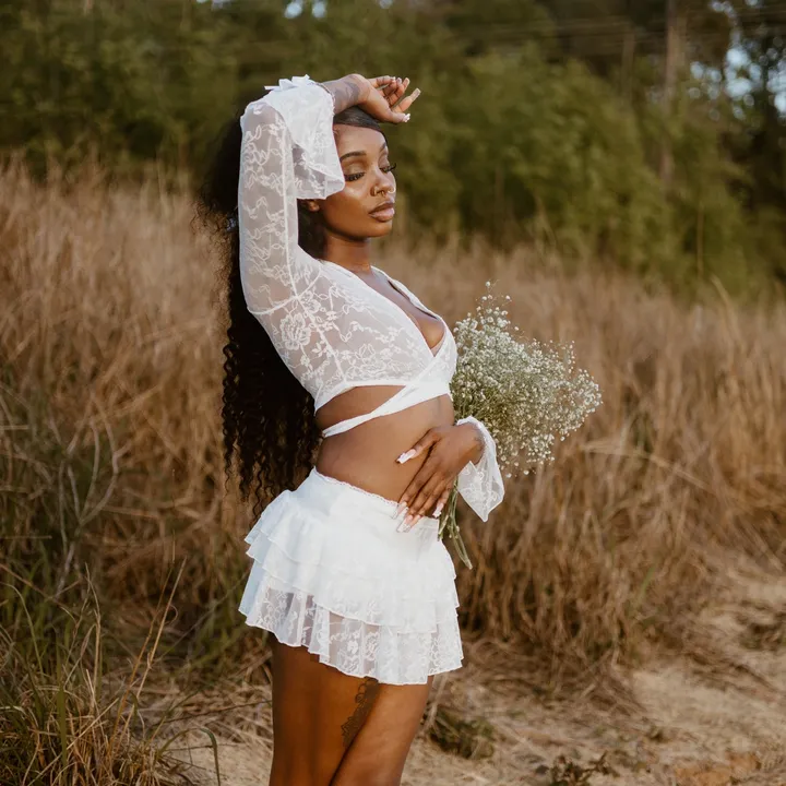 just.simonee