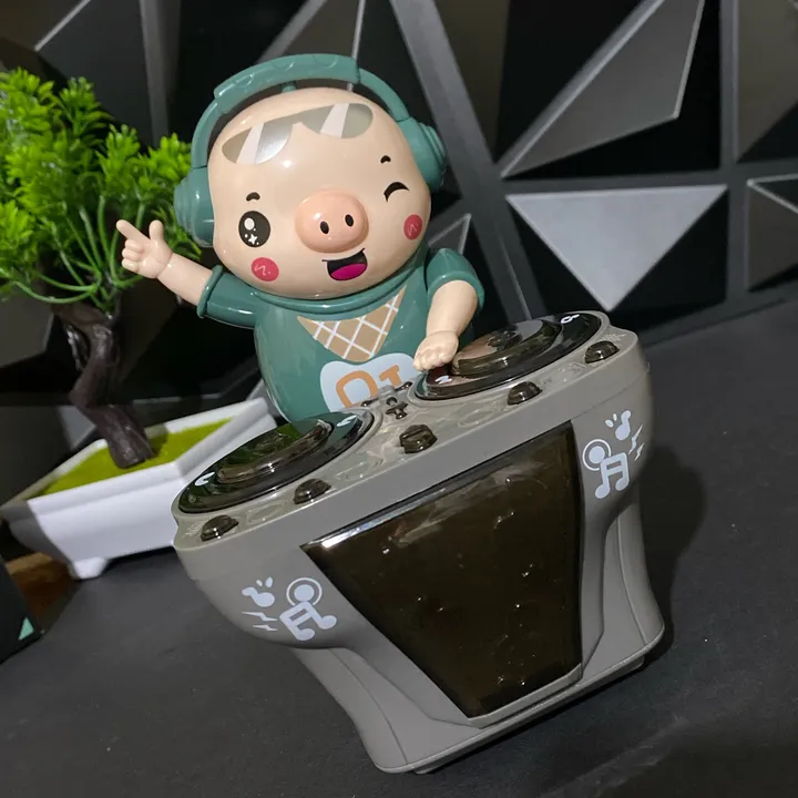 piggy_dj